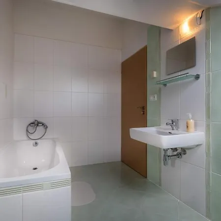 Maravar - Pivny Wellness Adults Only 4*