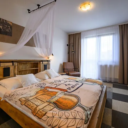 Maravar - Pivný Wellness Adults Only Pensionat
