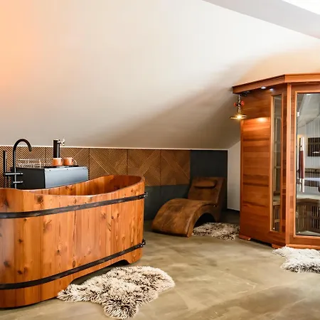 Maravar - Beer - Adults Only 4*